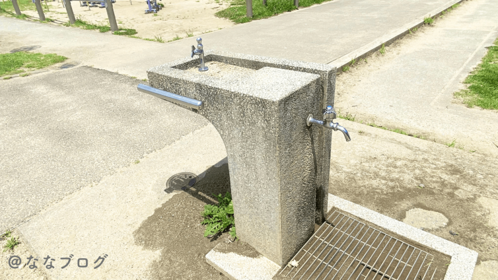 新田東中央公園の手洗い場